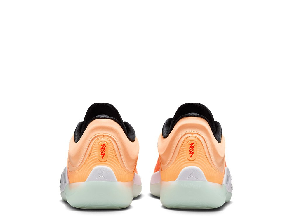 Баскетбольные кроссовки Jordan Zion 4 Peach Cream/Black/White/Total Orange