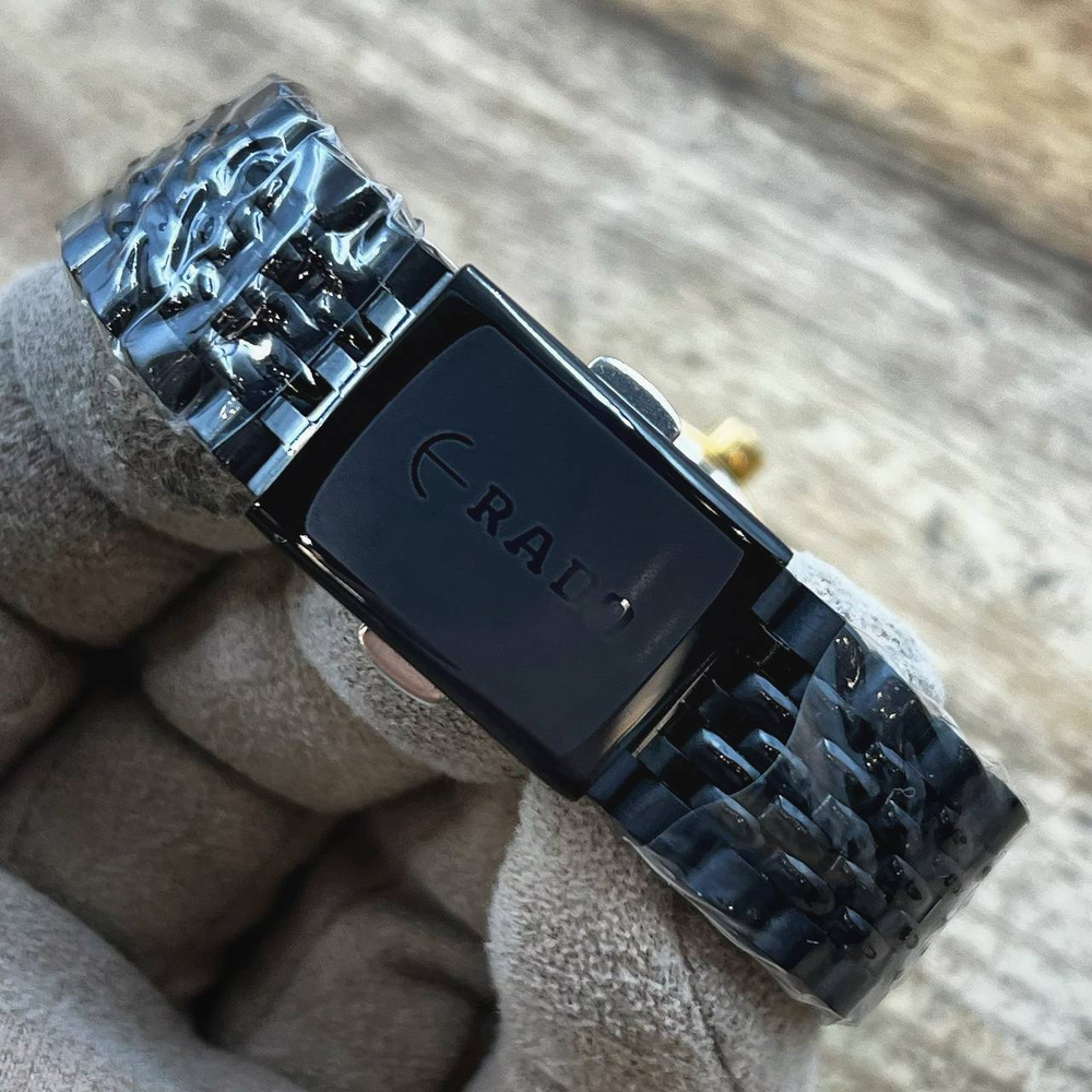 Часы Rado