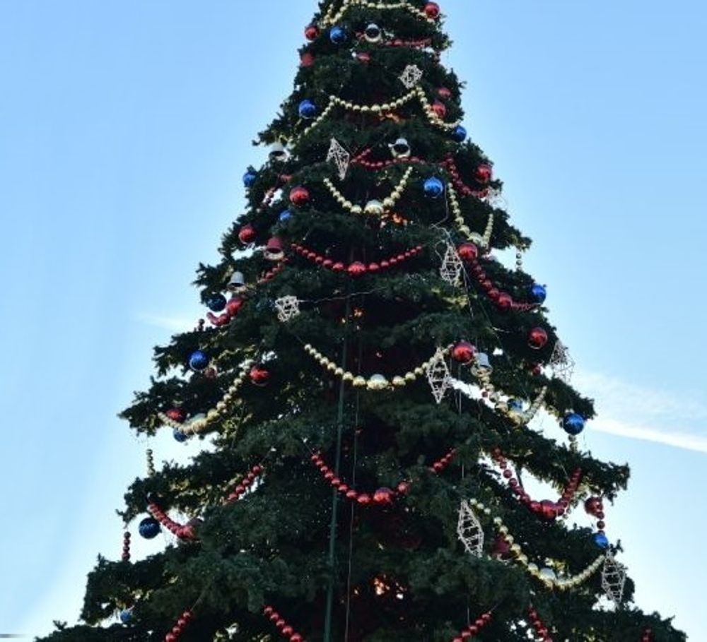 Большие Бусы из шаров разного диаметра