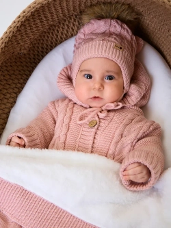 Вязаный конверт на выписку для новорожденного теплый