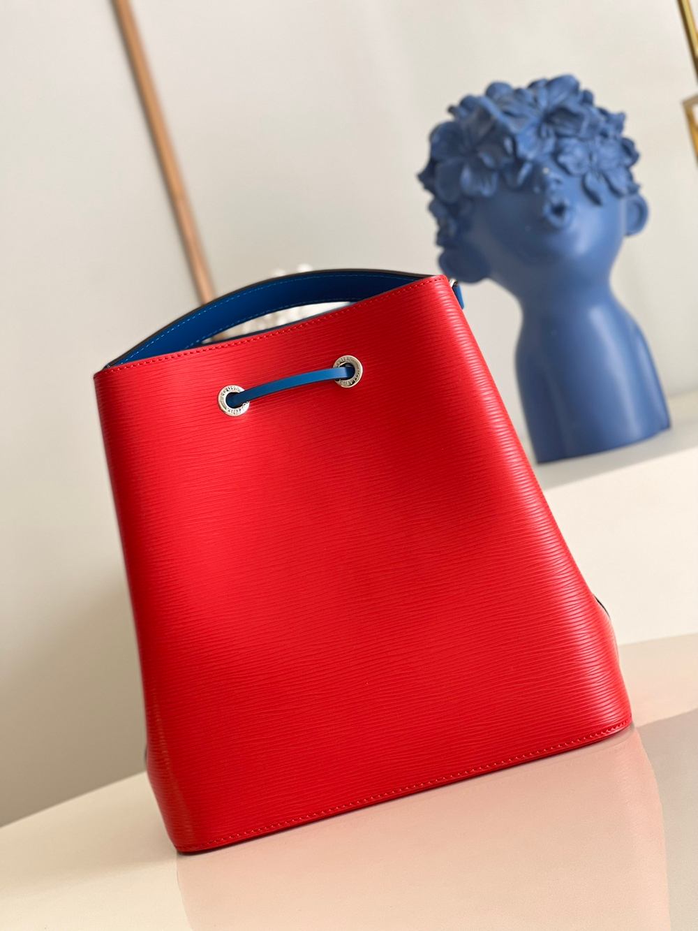 Louis Vuitton NeoNoe MM