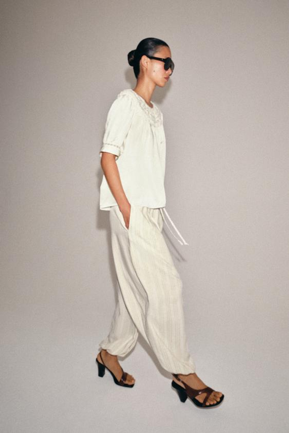 ZARA БРЮКИ-ШАРОВАРЫ В ПОЛОСКУ — ZW COLLECTION, ЭКРЮ