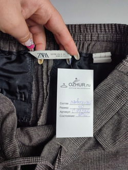 Брюки ZARA в классическую клетку 40 размер