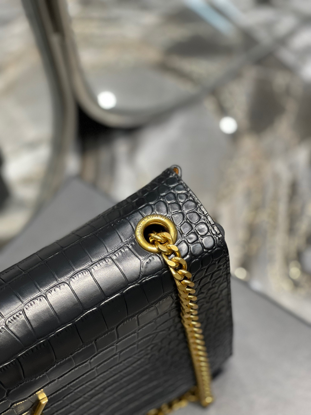 Saint Laurent Kate Medium Reversible Chain Bag 28 cm