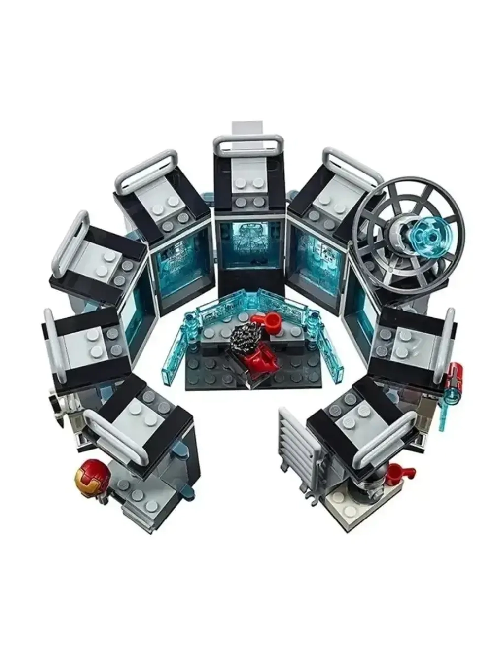 Конструктор Лаборатория Железного Человека 608 деталей