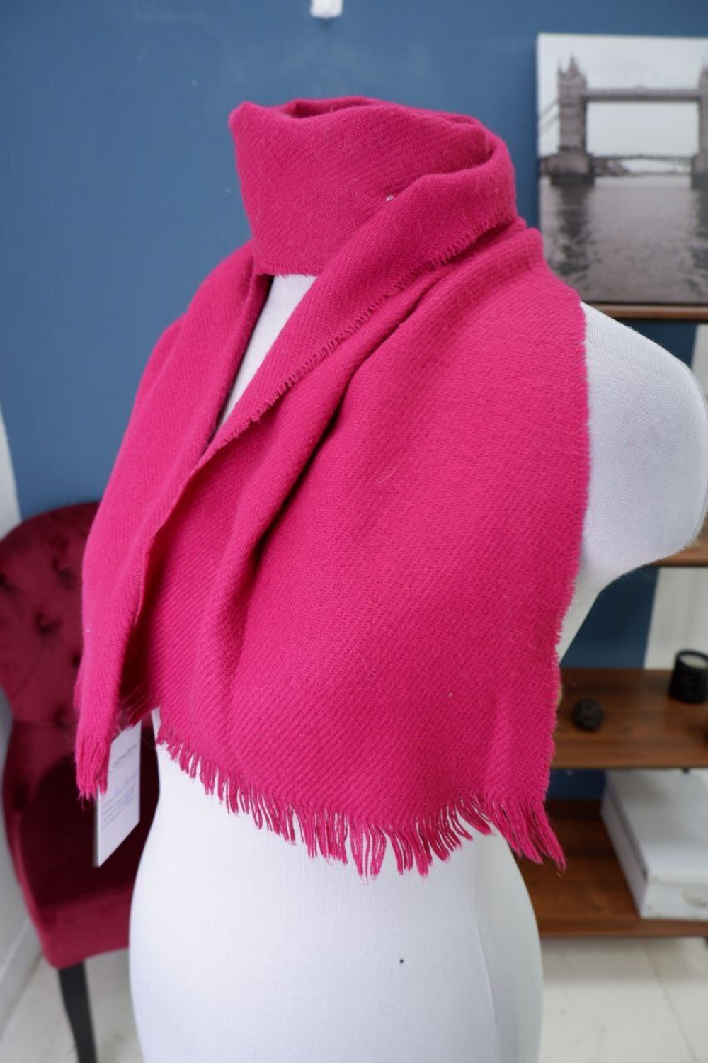 Шарф малиновый