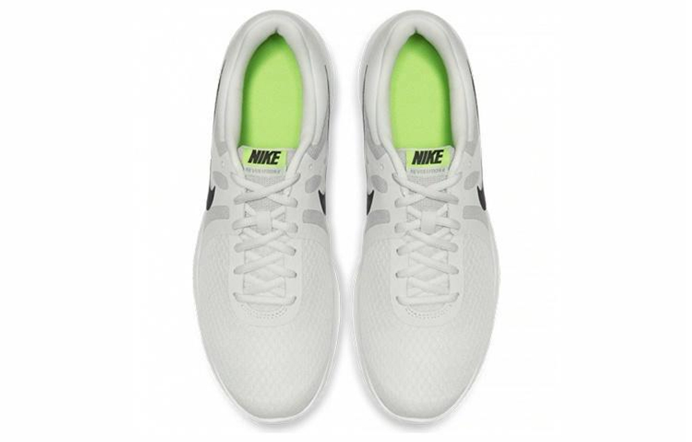 Кроссовки Nike Revolution 4