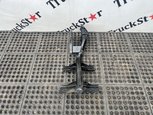 Кронштейн корпуса воздушного фильтра 2023г