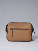 Сумка кожаная через плечо нюдовая