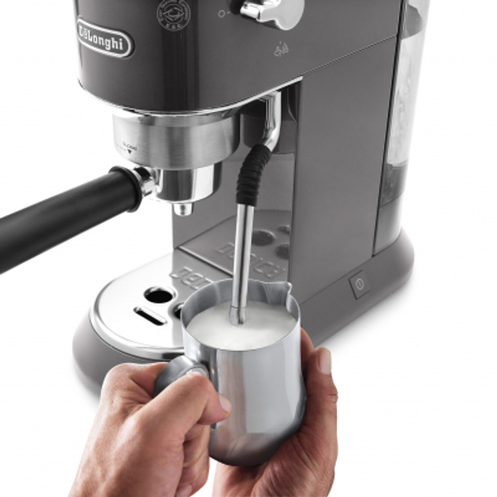 Кофеварка Delonghi EC885.GY