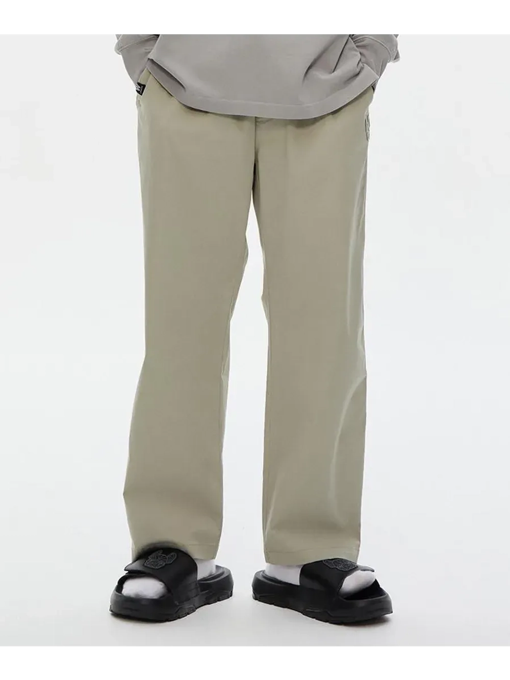 Шлепанцы на липучке spacerun