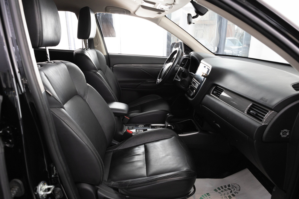 Mitsubishi Outlander, 2018 год