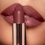 Charlotte Tilbury K.I.S.S.I.N.G