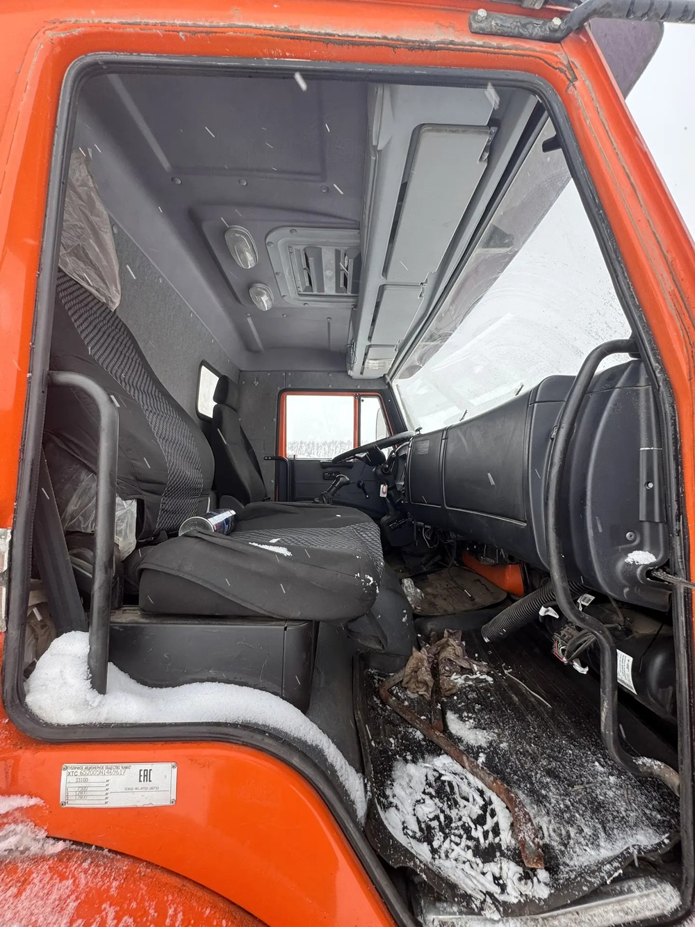 КамАЗ 6520 6x4 Самосвал 6520-26012-53 (Дизельный, 11,8 л, 400 л.с., МТ)