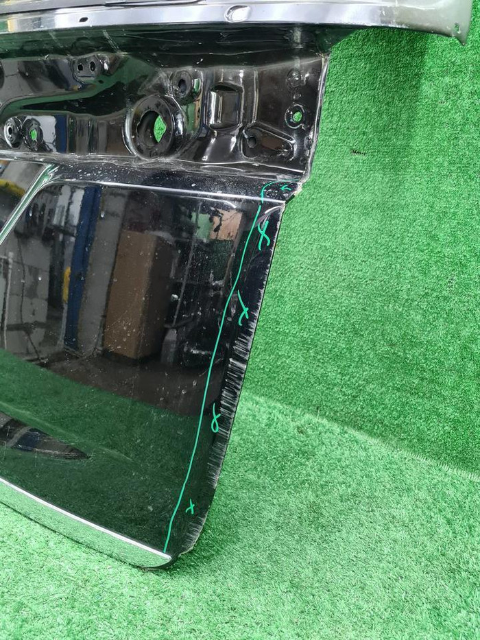 Крышка багажника Voyah Dream (2021-н.в.)