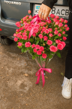 Цветы в зонтике "София"