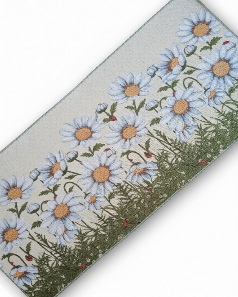 Столешница гобеленовая "D. РОМАШКИ", Россия.