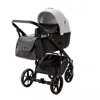 Детская универсальная коляска Adamex NOLA Deluxe 2 в 1 N-SD107 (Светло-серая экокожа, Черная экокожа)