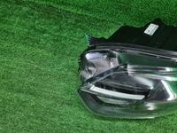 Битая Фара левая Opel Zafira Life (2019-н.в.) ксенон
