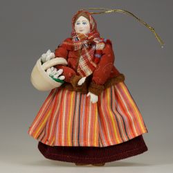 Ёлочная игрушка Девочка с подснежниками