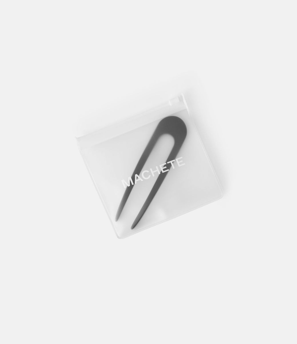 Machete French Hair Pin Black — шпилька из ацетата