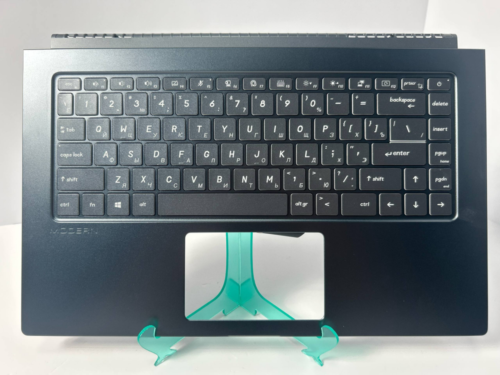 Верхняя панель с клавиатурой (топкейс) для ноутбука MSI Modern 15 B5M (957-15516E-C15)