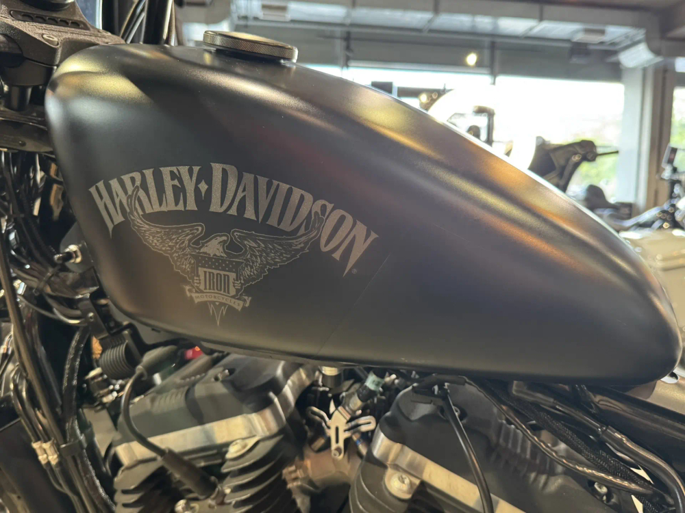 Harley-Davidson Sportster 883