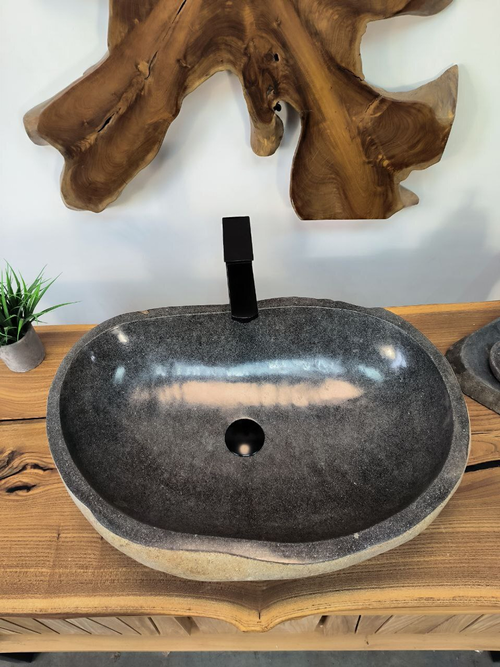Раковина из речного камня RS-65841 62х43х15 из натурального камня