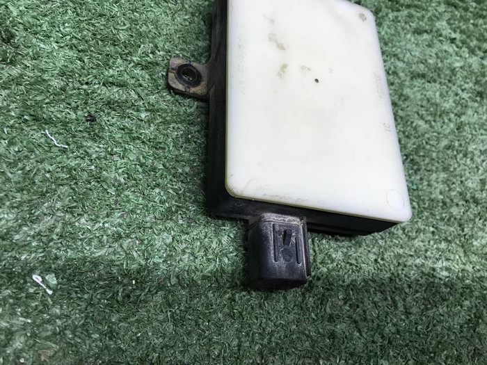 Датчик слепых зон Range Rover Velar (2017-2023)