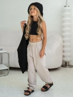 Бежевые брюки для девочки на осень