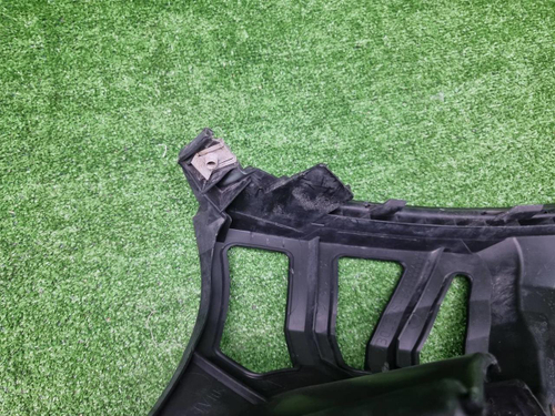 Кронштейн ПТФ правый Mini Hatch F56 (2013-2018)