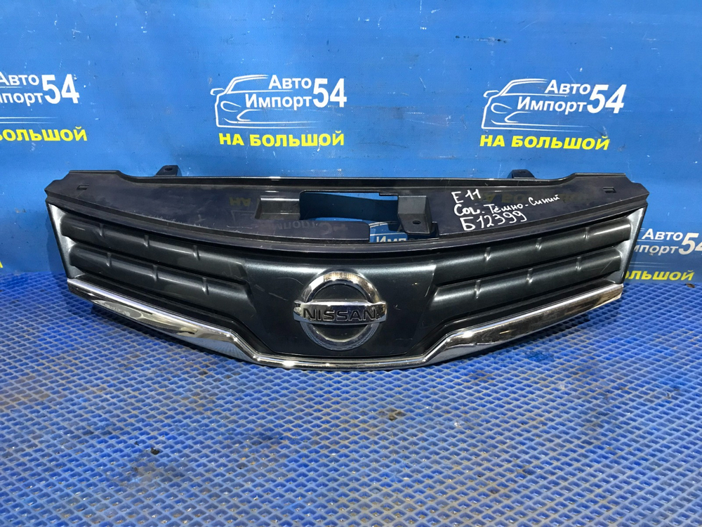 Решетка радиатора NISSAN NOTE 2008-2012