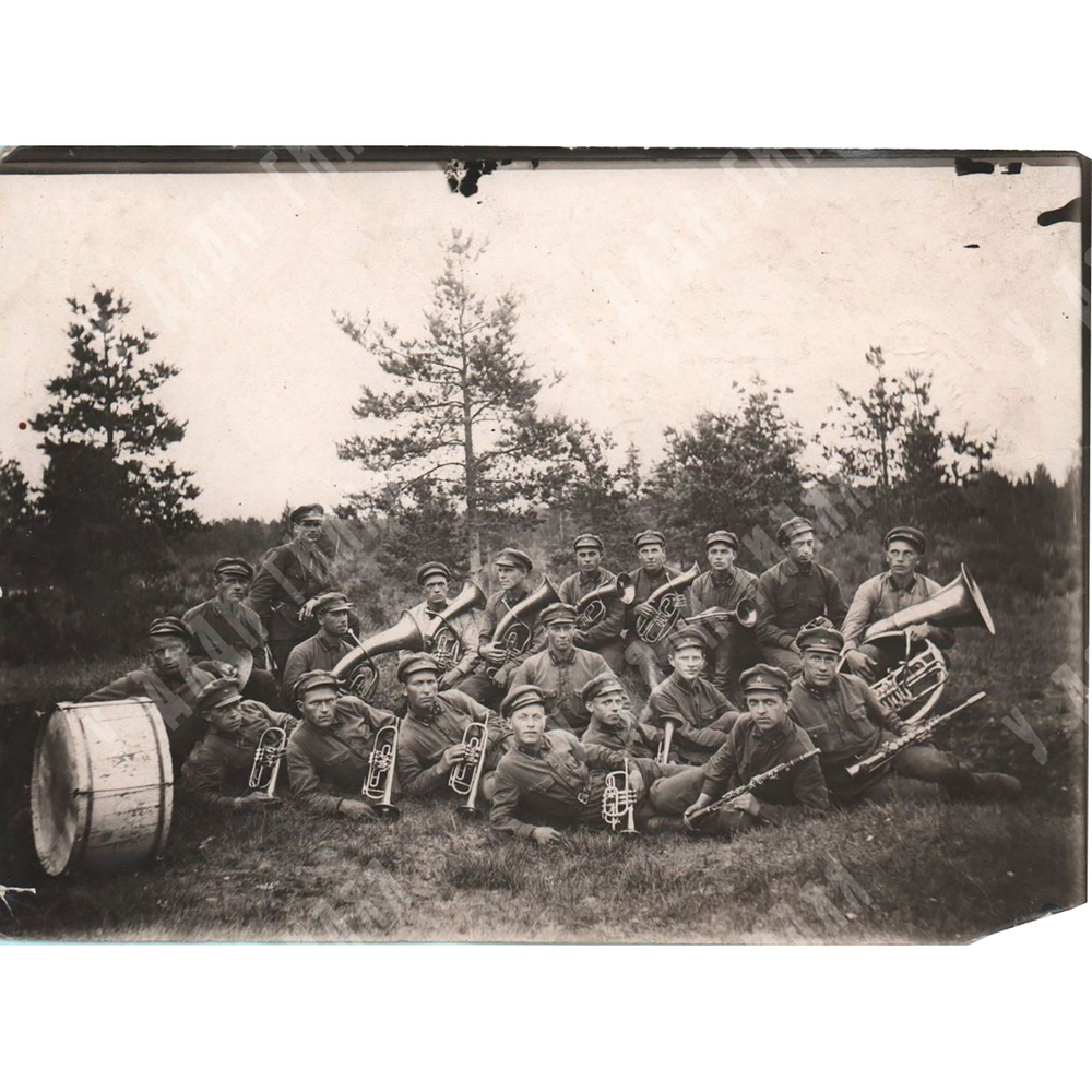 Духовой военный оркестр Красной Армии. Редкое архивное фото времён Гражданской войны.1920–30-е годы.