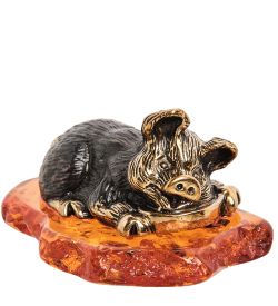 Народные промыслы AM-1592 Фигурка «Поросенок обжора» (латунь, янтарь)