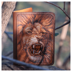 Кожаная обложка на паспорт «Лев»