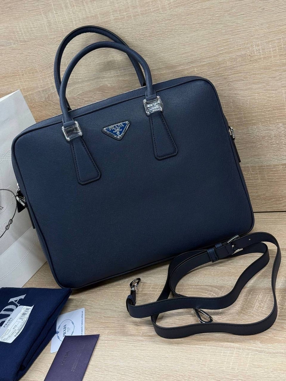 Портфель Prada