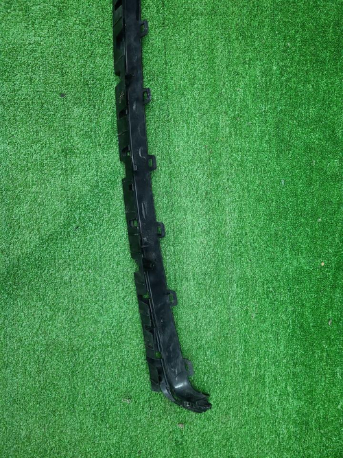 Накладка переднего бампера Geely Tugella (19-23)