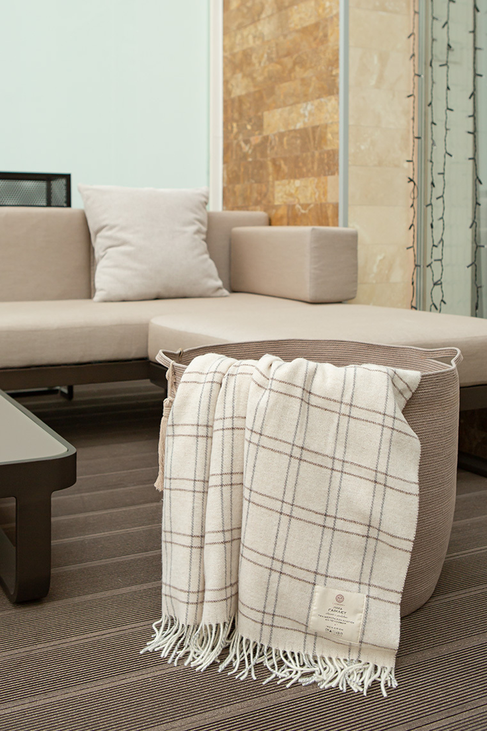 Плед 150x210 Luxberry Гамлет бежевый