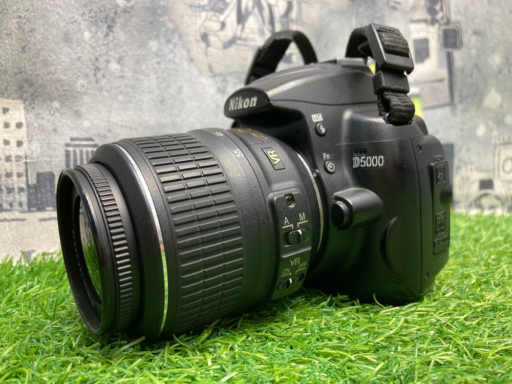 Nikon D5000 Kit 18-55mm 3.5-5.6G VR 10.000 кадров