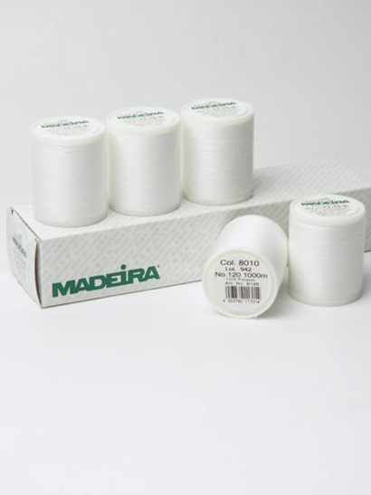 Нитки швейные Madeira aerofil № 120 Col. 8010 (8011) белый 100 м, 400 м, 1000, 2500 м.