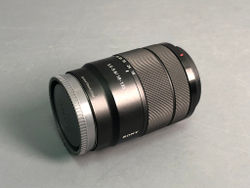 Sony E 18-135mm OSS SEL18135