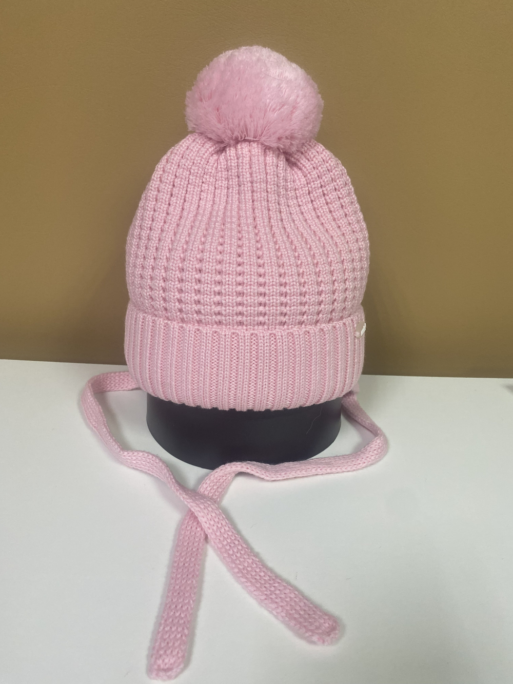 Шапочка зимняя детская вязаная светло-розовая, размер 50