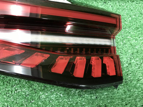 Фонарь багажника Chery Tiggo 8 Pro Max (23-нв)