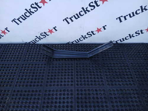 Кронштейн крыла переднего правого 2022г.