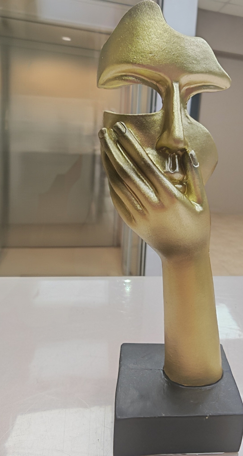 Фигура интерьерная