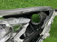 Битая Фара левая Toyota RAV4 5 XA50 (18-нв) LED