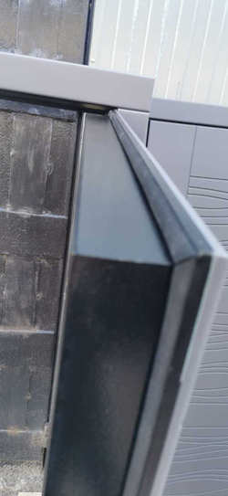 Входная металлическая дверь с зеркалом Рекс Космо 2К Графит / Большое зеркалом СБ-16 Ясень белый 12мм