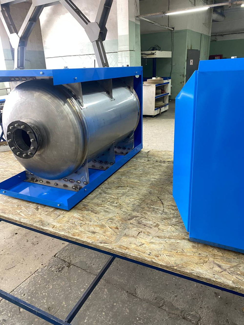 Бойлер косвенного нагрева аналог BUDERUS LOGALUX L200/ Нержавейка AISI 321 / 38 кВт