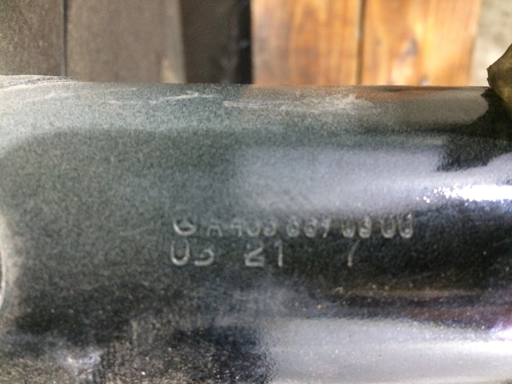 Колпак кожух запасного колеса Mercedes G (W463)  Б/У Оригинал A4638690300