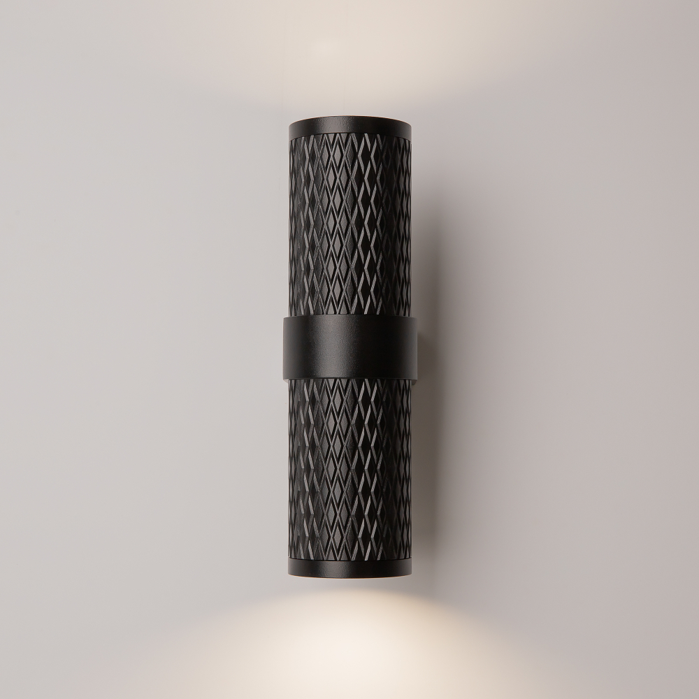 Настенный светильник (бра) Maytoni C069WL-02B